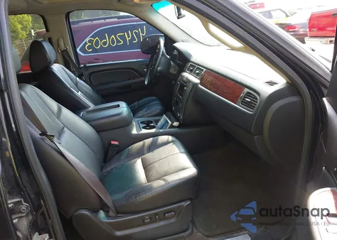 2009 GMC Yukon Slt2 z USA, uszkodzony, nr VIN 1GKFK33099R181226